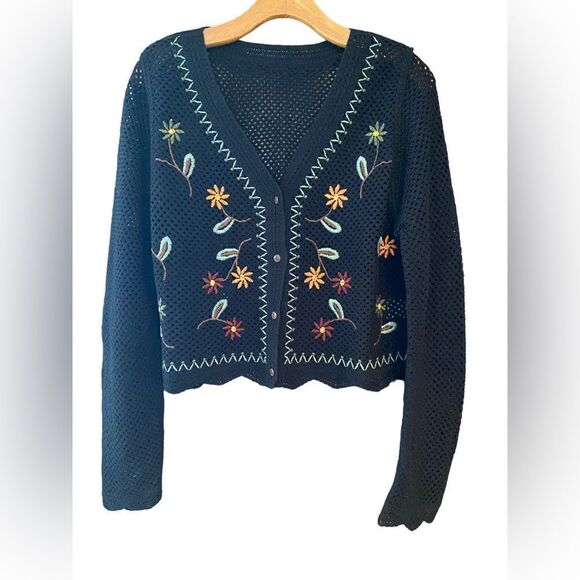 Shein L Grandmacore Black Embroidered Crochet Floral Cropped Flared Cuff Sweater - Picture 1 of 6
